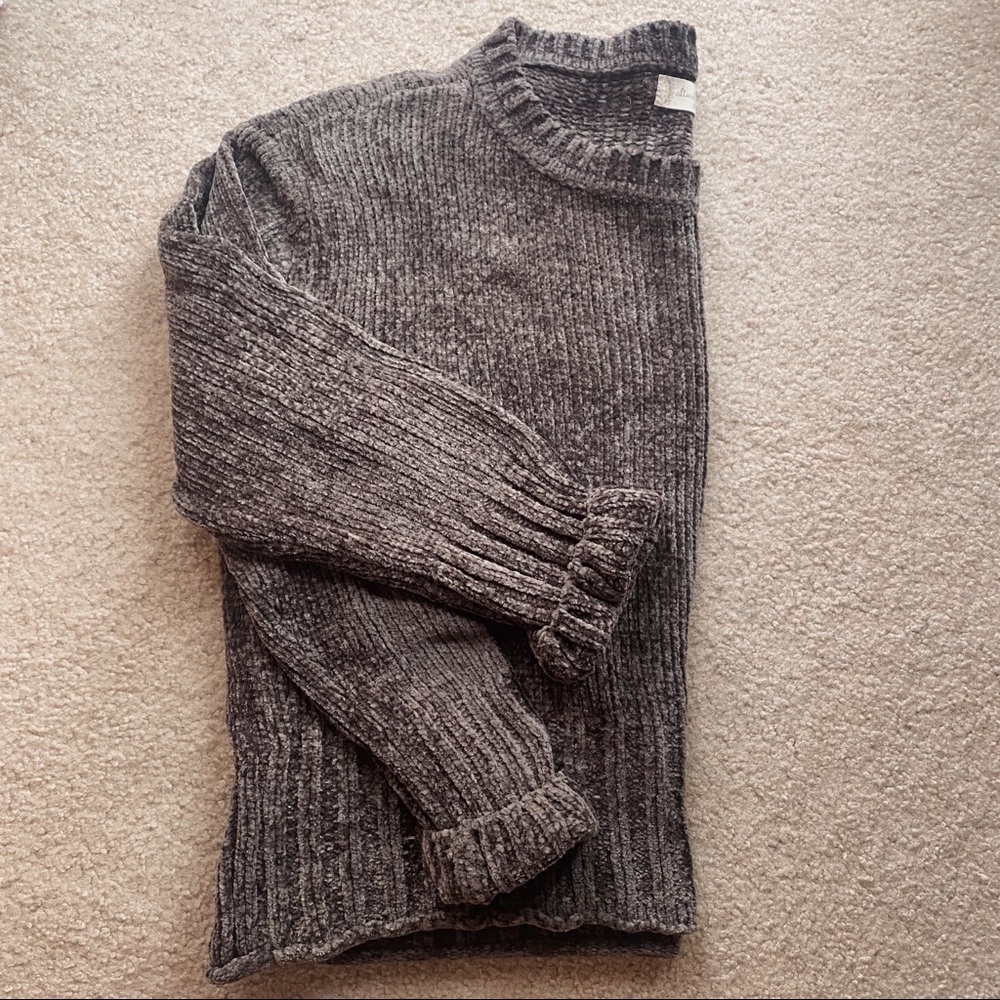 altar’d state sweater, size small